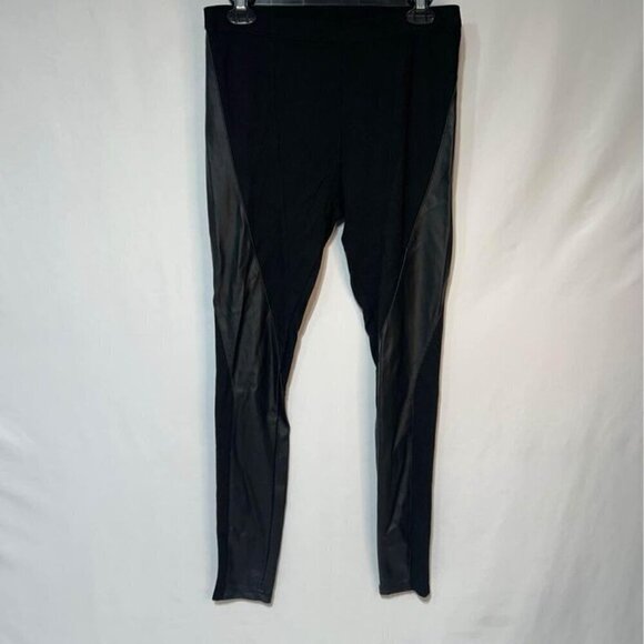 Womans black leggings with vegan leather panels. Excellent condition. Elastic wa - Picture 10 of 10